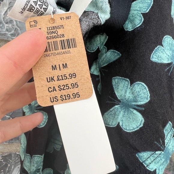 COPY - Victoria’s Secret Sleep Boxers - NWT - Picture 11 of 11